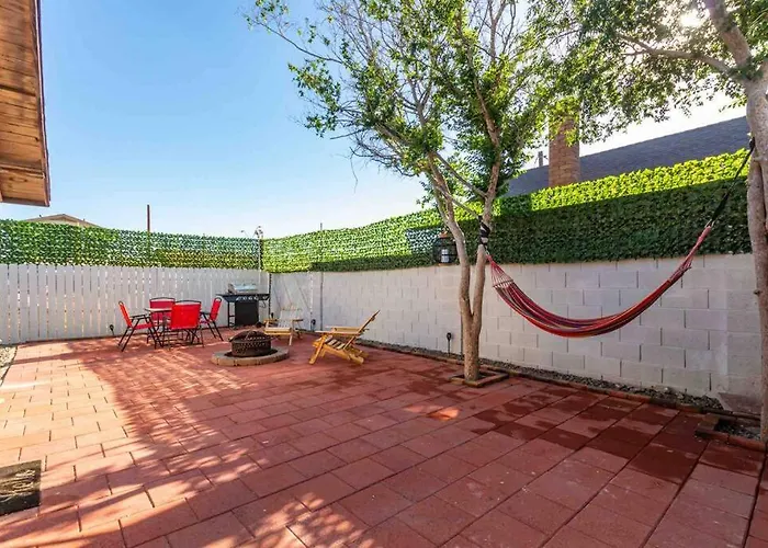 Your Downtown With California King Bed Unit A Phoenix